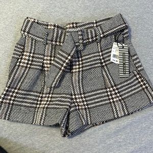 Haute Monde thick plaid shorts